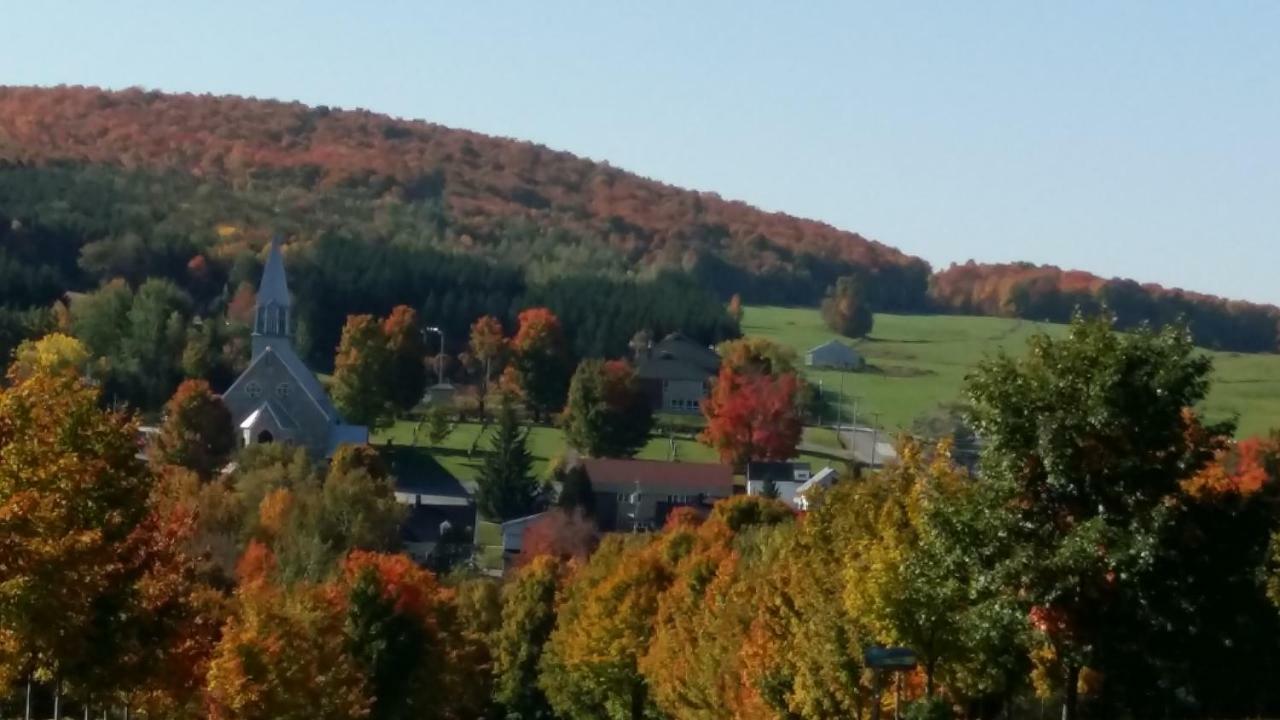 Gite Au Pied Des Appalaches Sainte-Sophie-D'Halifax Eksteriør bilde